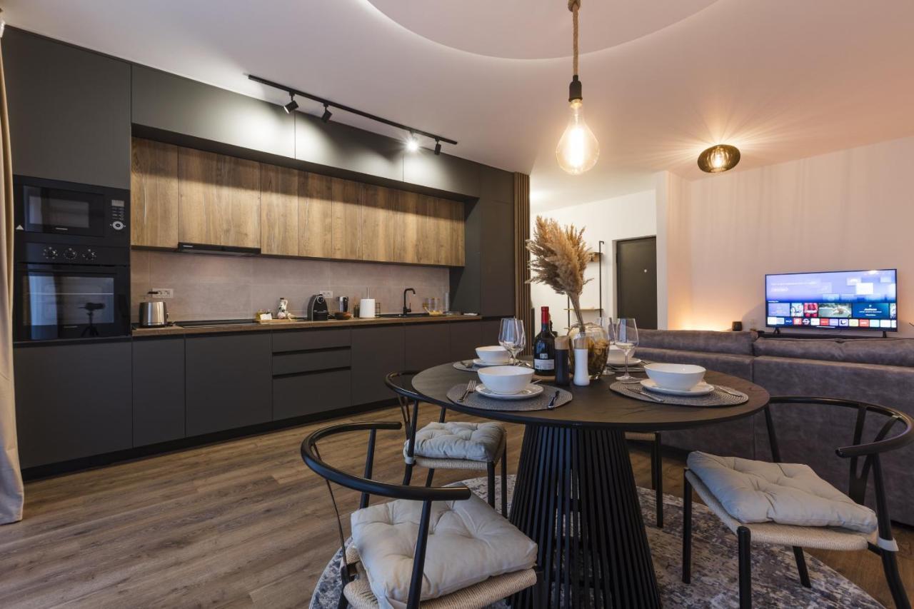 Apartment Near Iulius Mall With Balcony & Private Parking Timişoara Exteriör bild