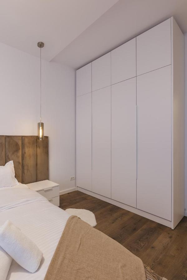 Apartment Near Iulius Mall With Balcony & Private Parking Timişoara Exteriör bild
